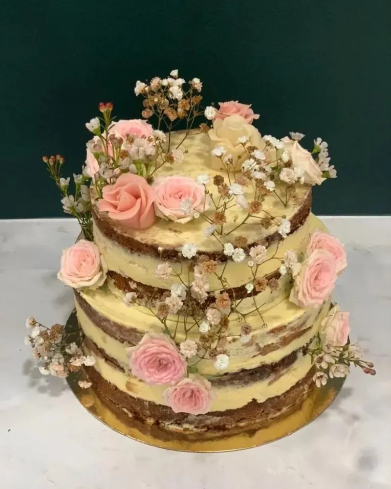 Gâteau de mariage près de Arveyres