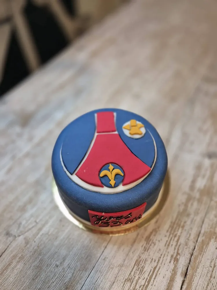 Gâteau sur-mesure près de Arveyres