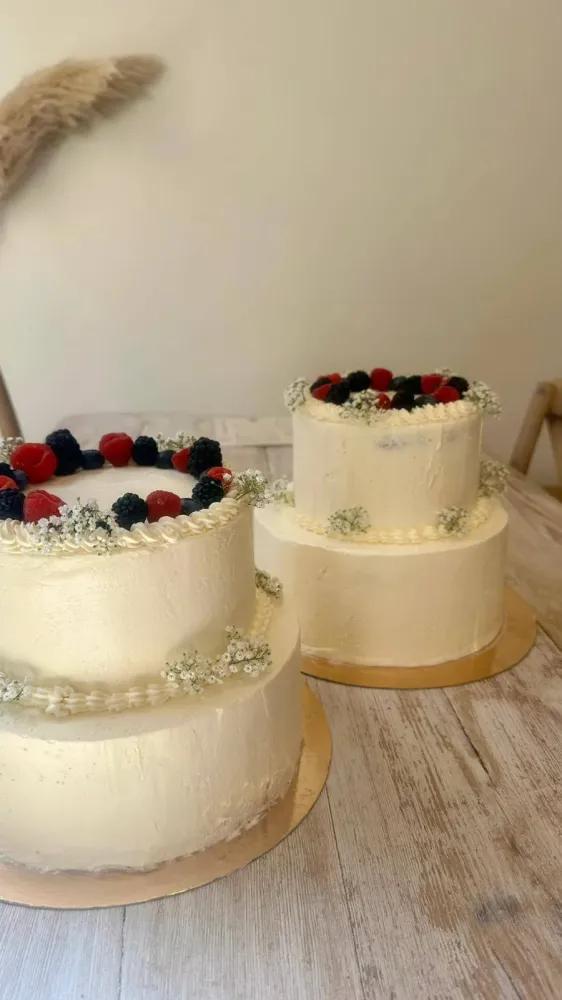 Wedding cakes près de Arveyres